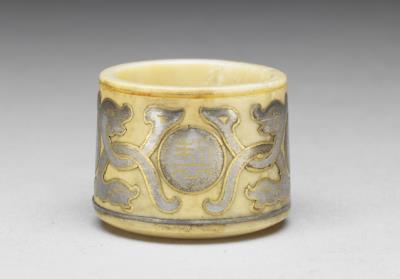 图片[3]-Ivory thumb ring with gold and silver inlay, with red sandalwood box, Qing dynasty, Qianlong reign (1736-1795)-China Archive